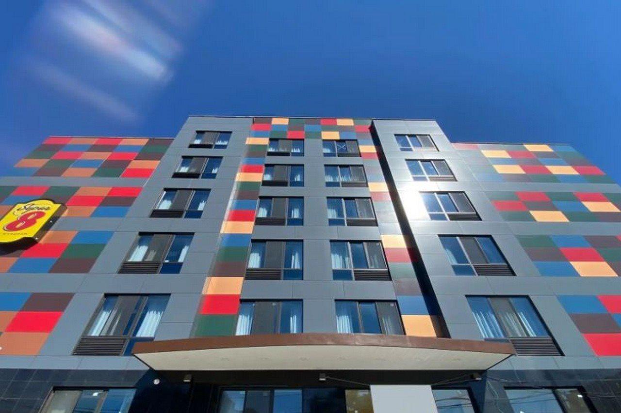 Super 8 By Wyndham Brooklyn Williamsburg Hotel New York Exterior foto